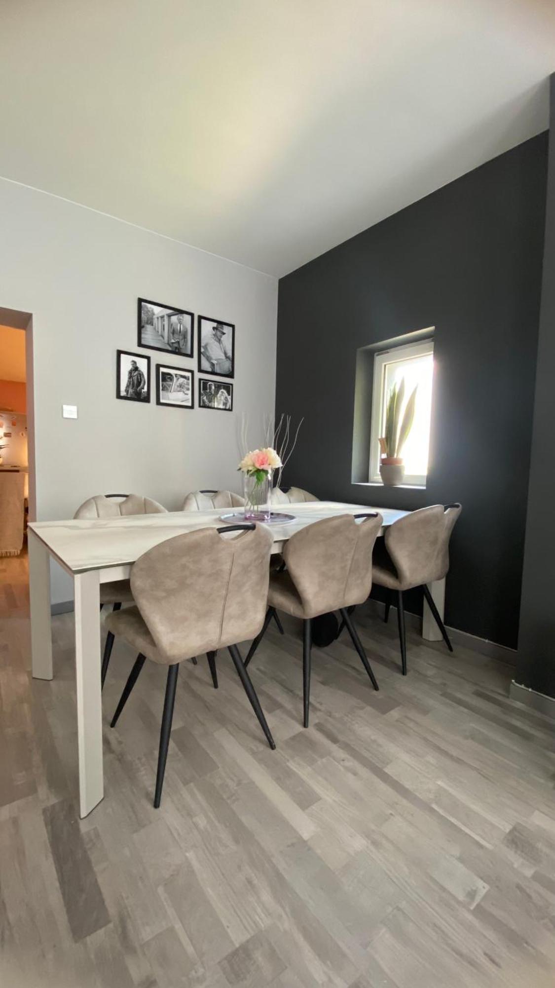 Next2Airport - Appartement House Of Lions Ransart Kültér fotó