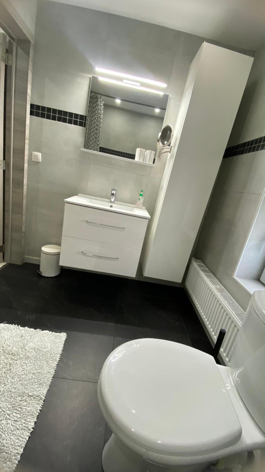 Next2Airport - Appartement House Of Lions Ransart Kültér fotó